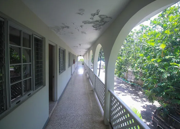 Hostel Sahara Montego Bay